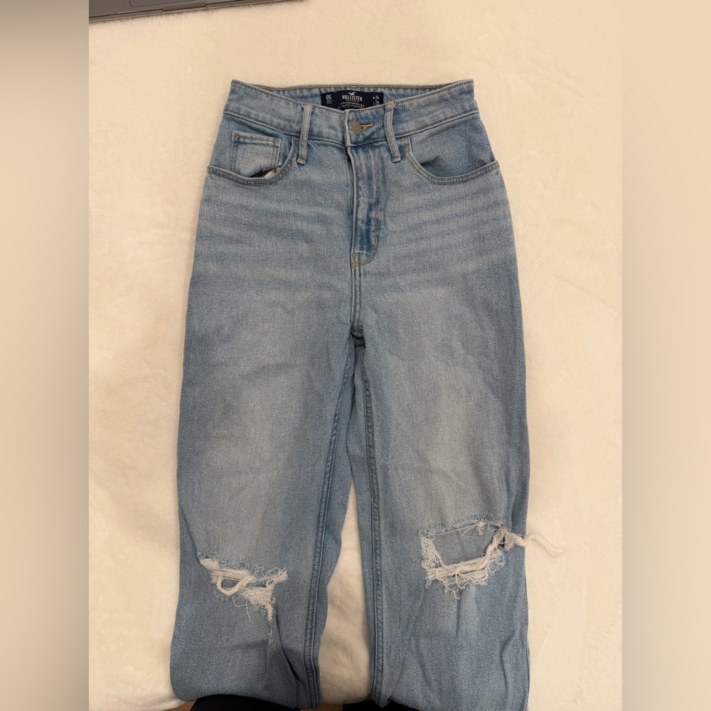 Ultra High-Rise Dad Jean